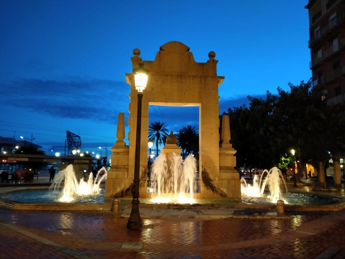 Cabanal Port Marina Valencia Luaran gambar