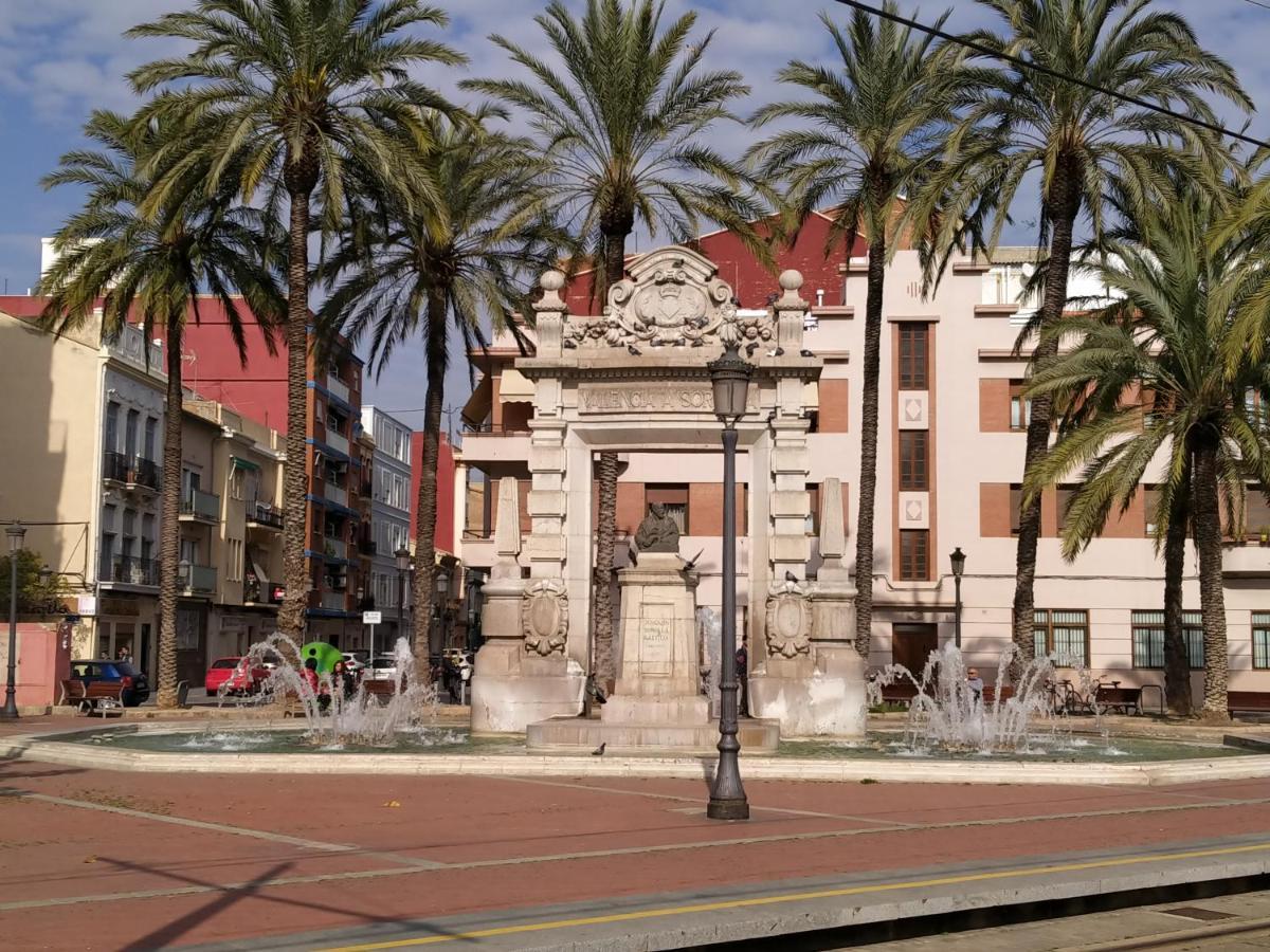 Cabanal Port Marina Valencia Luaran gambar